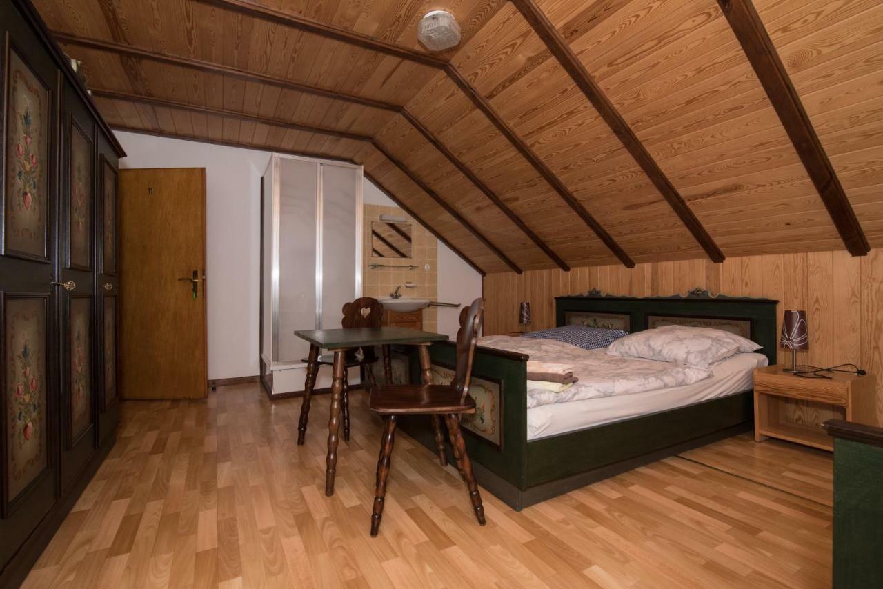 Hotel-Restaurant Johanniskreuz Trippstadt Zewnętrze zdjęcie