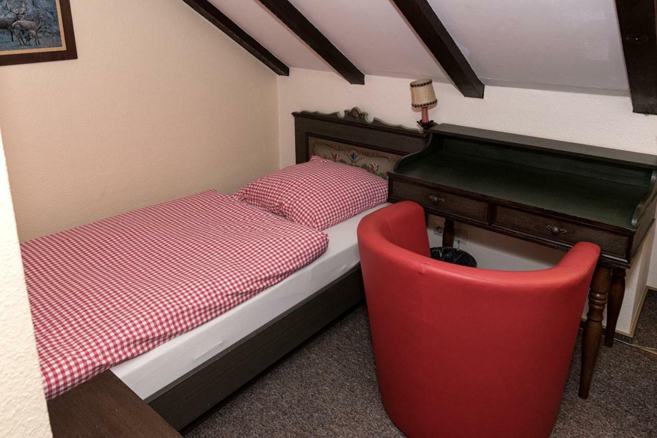 Hotel-Restaurant Johanniskreuz Trippstadt Zewnętrze zdjęcie